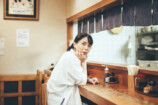 安藤玉恵が語る、とんかつ屋で過ごした日々